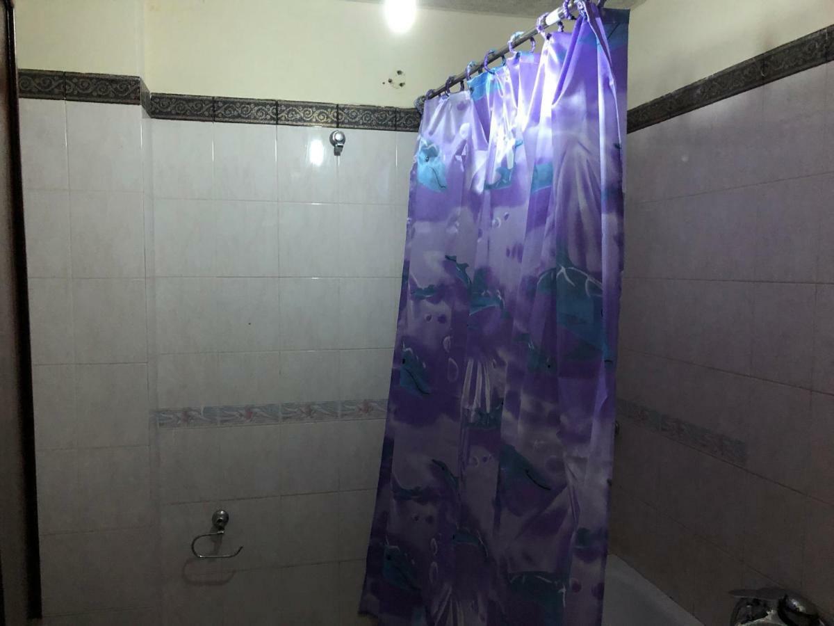 Maple Leaf Korean Hotel Achimota 외부 사진