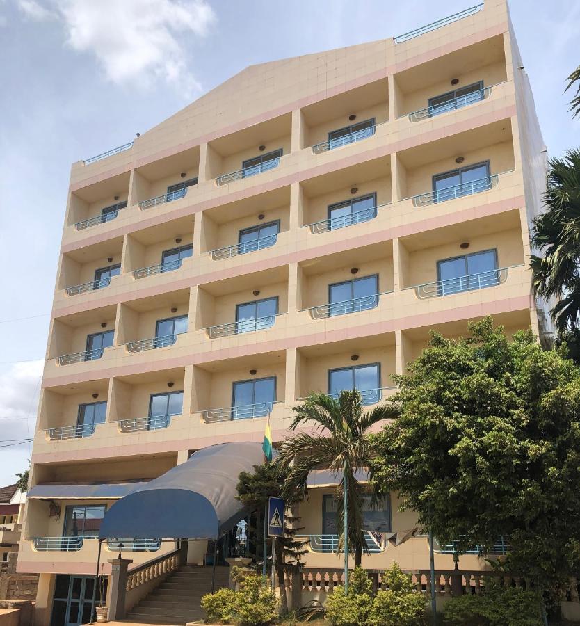 Maple Leaf Korean Hotel Achimota 외부 사진